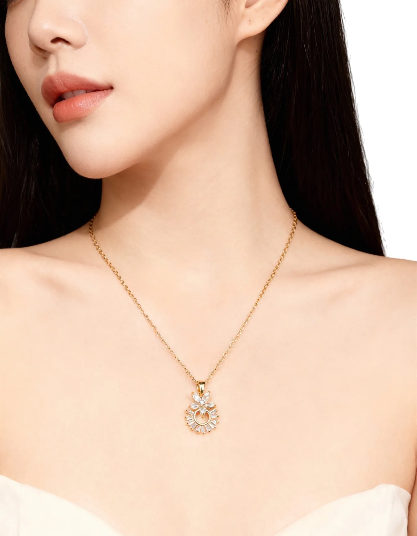 Hola Sunflower Necklace